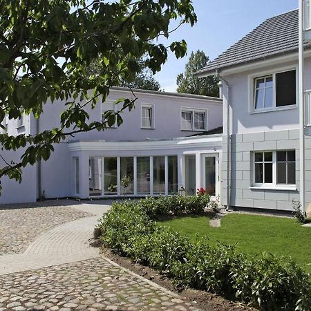Aparthotel Saatmann Garni Аренсхоп Екстериор снимка