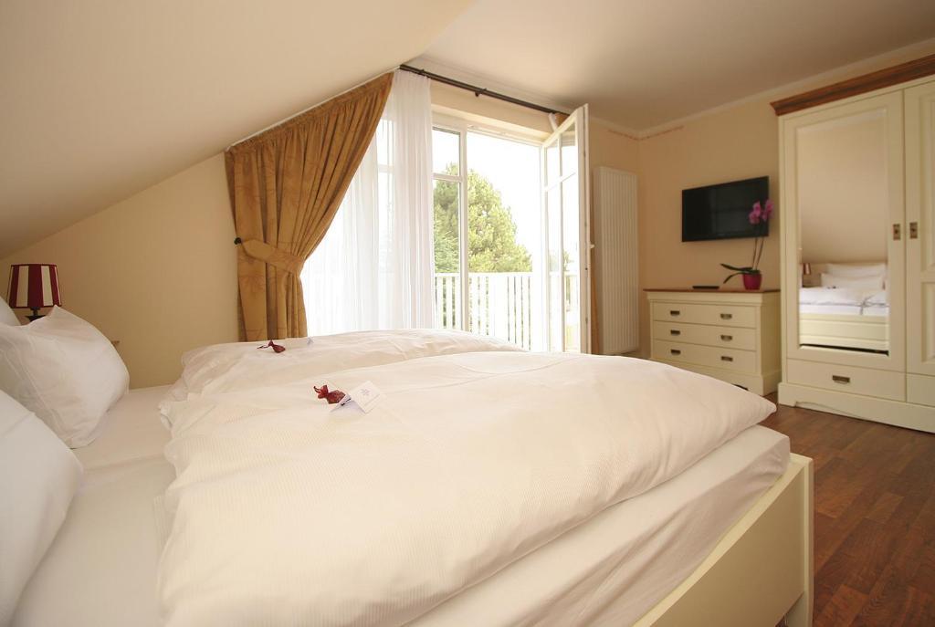 Aparthotel Saatmann Garni Аренсхоп Стая снимка