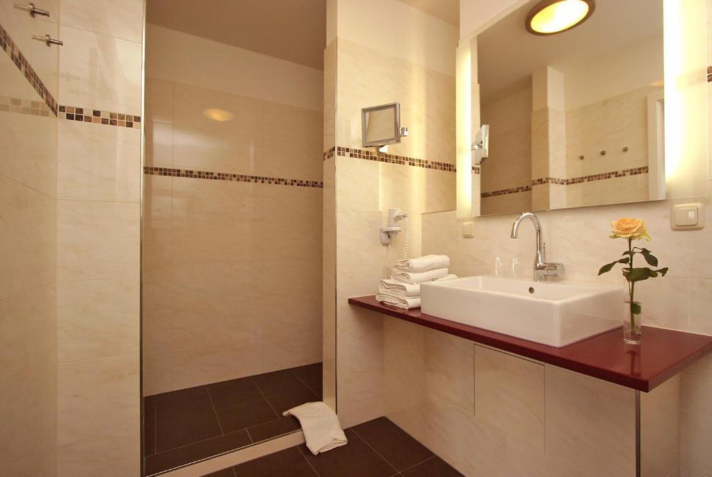 Aparthotel Saatmann Garni Аренсхоп Стая снимка